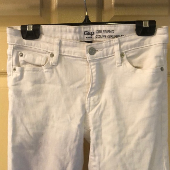 White gap girlfriend jeans. - Picture 2 of 4